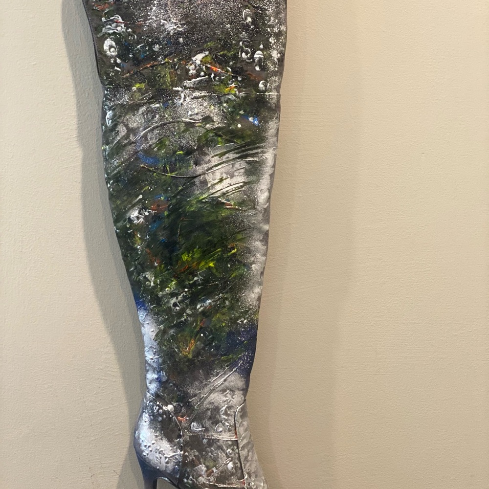 Abstract Art Sculpture with Green and Blue Accents - Picture 8 of 8